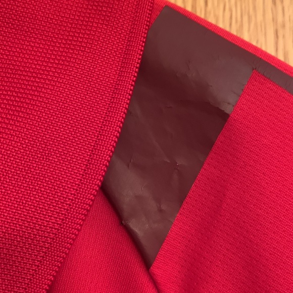 Adidas climachill men Wisconsin Badgers mesh COOLING polo 3 button shirt XL GUC - Picture 4 of 11